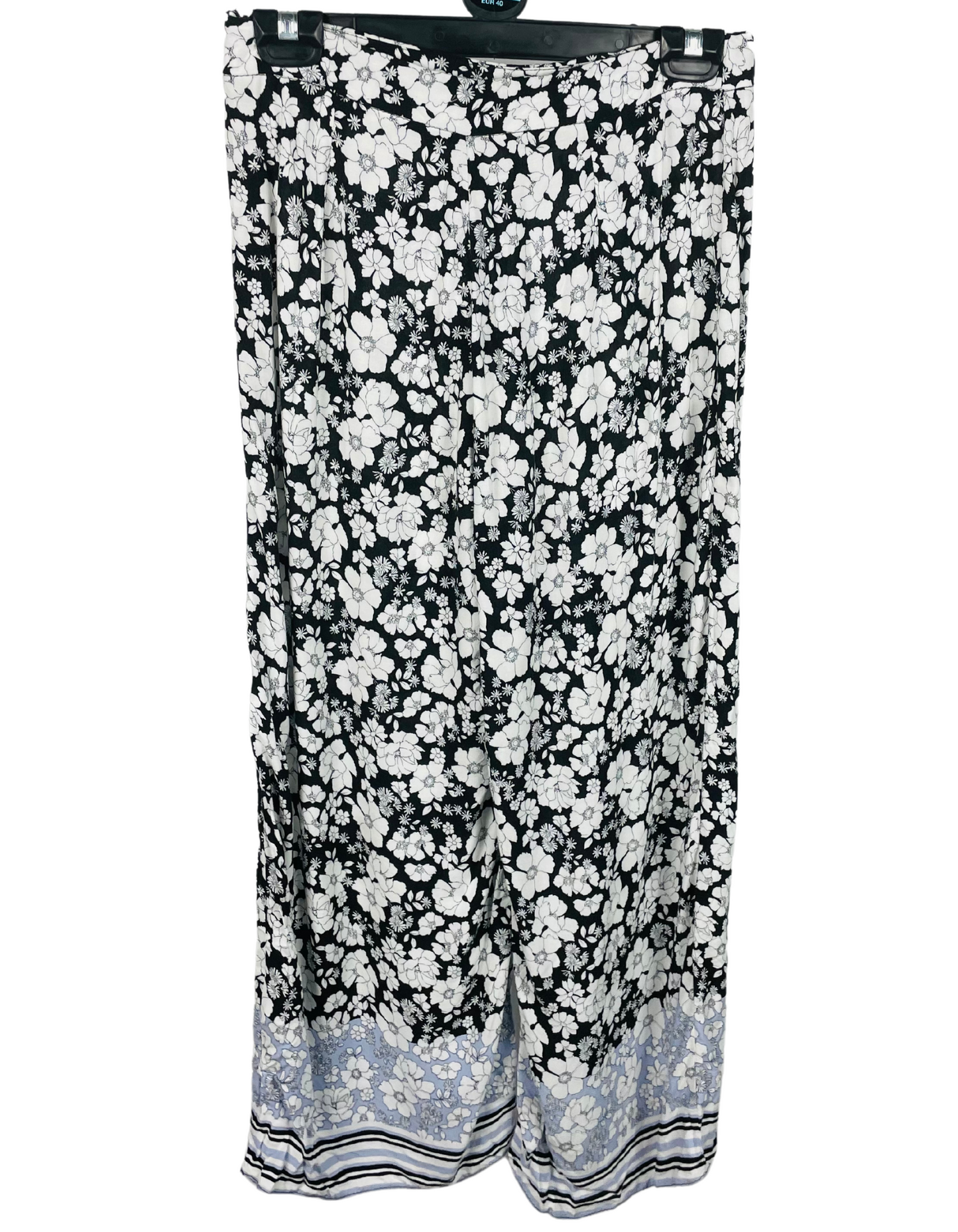 NEWLOOK 3/4 LEG TROUSERS SIZE 12