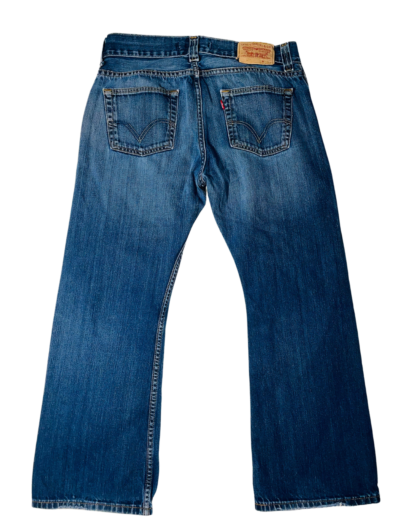 BLUE LEVIS BOOTCUT JEANS (W34” L28”)