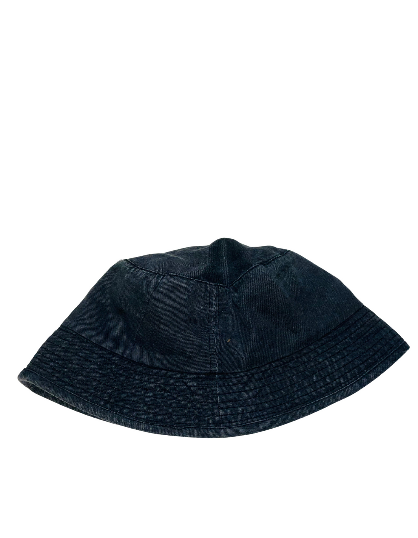 BUCKET HAT WITH POCKET