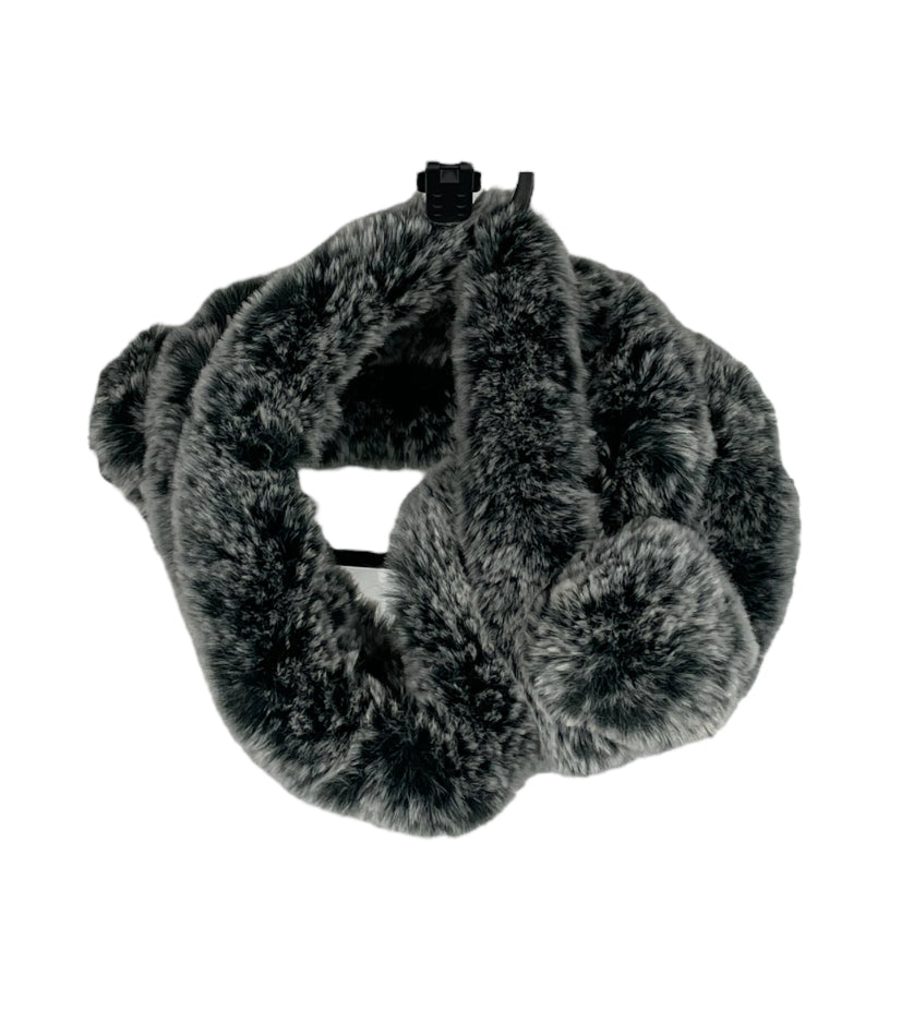 GREY FAUX FUR SCARF