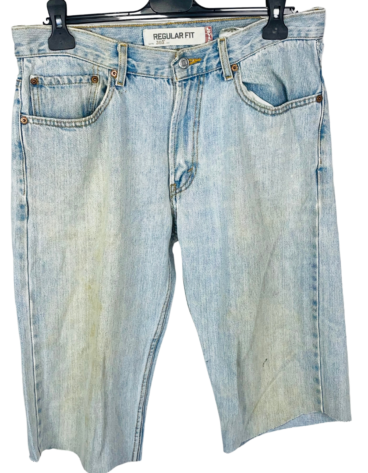 LIGHT BLUE LEVI JORTS (W38)