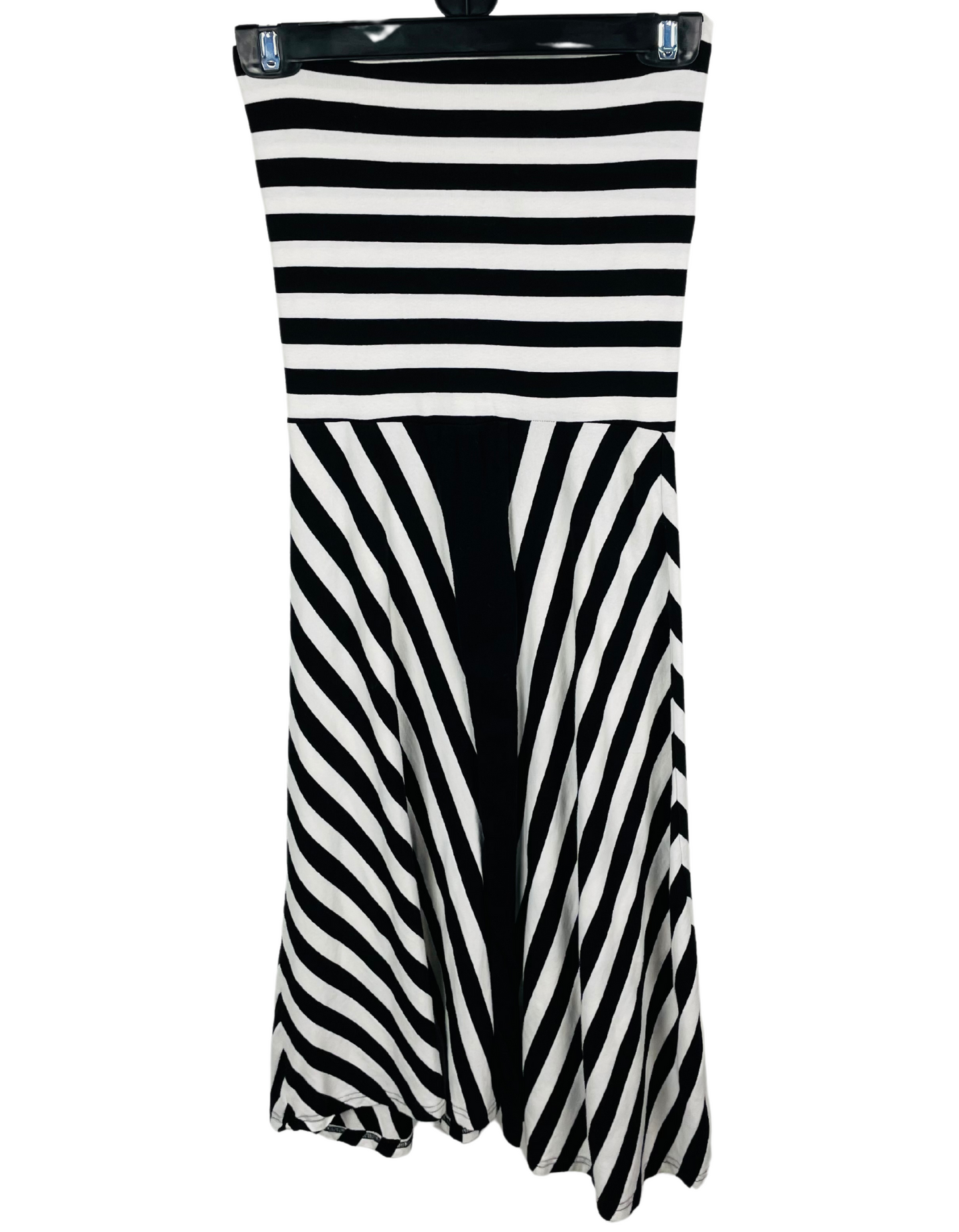 BLACK WHITE STRIPE DRESS SIZE 8