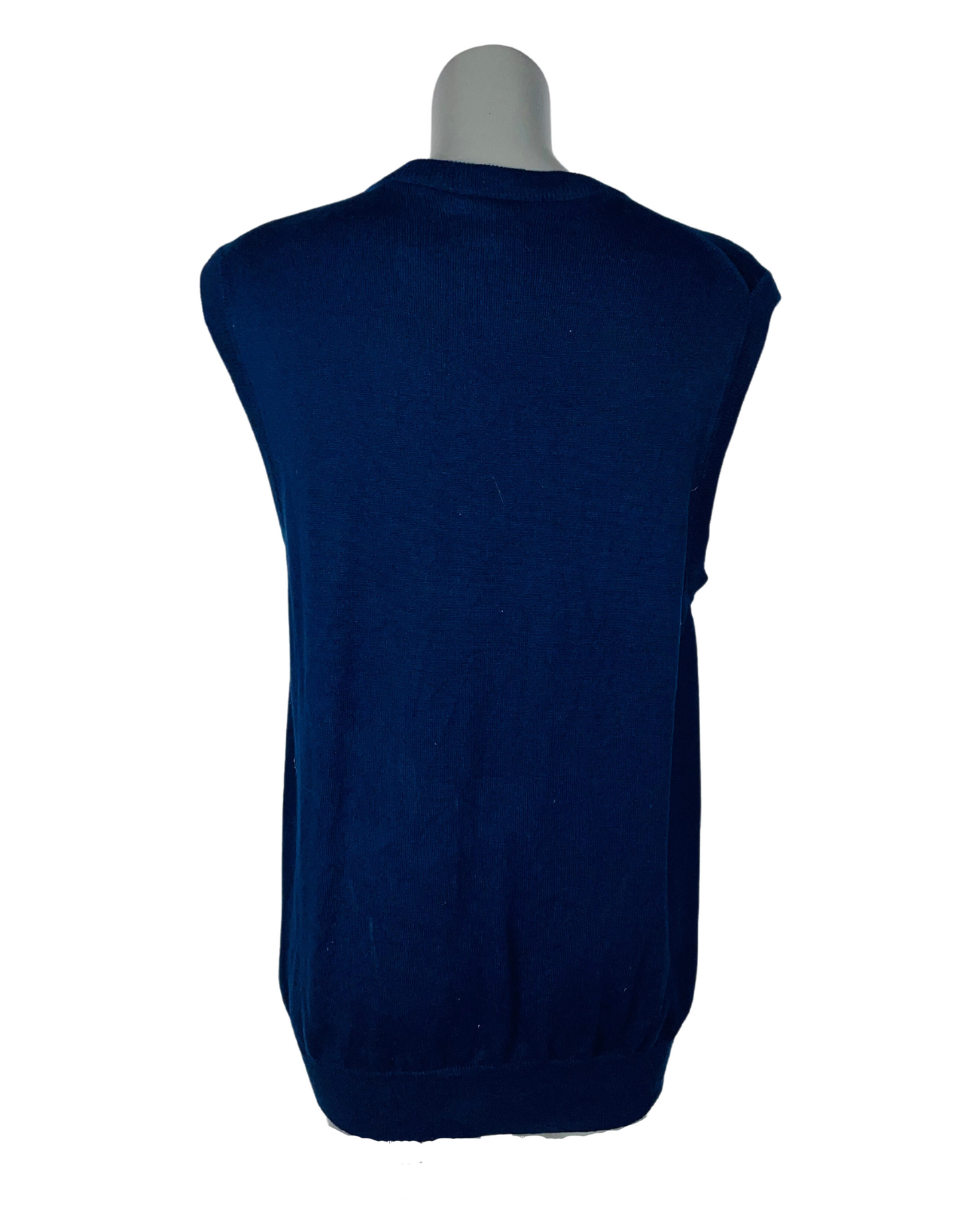 BLUE CHAPS SLEEVELESS SWEATER MEDIUM