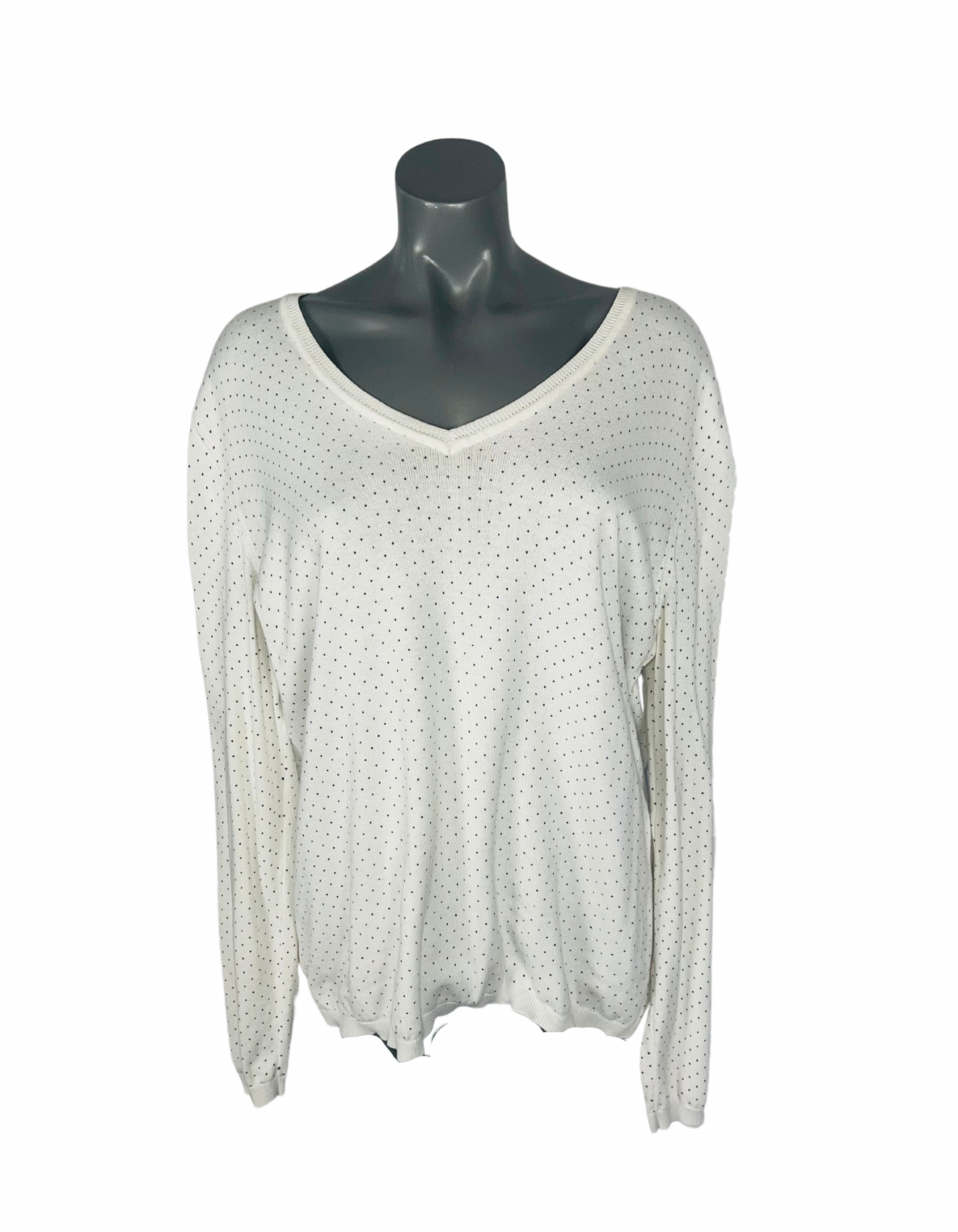 TOMMY HILFIGER CREAM SWEATER SIZE XL
