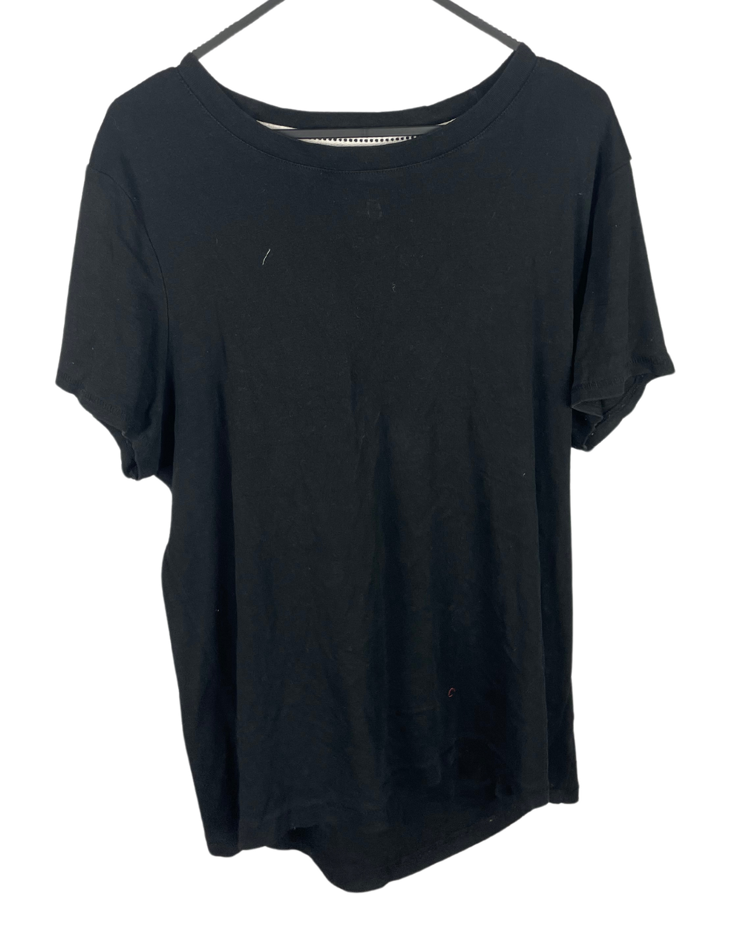 BLACK T-SHIRT SIZE 20