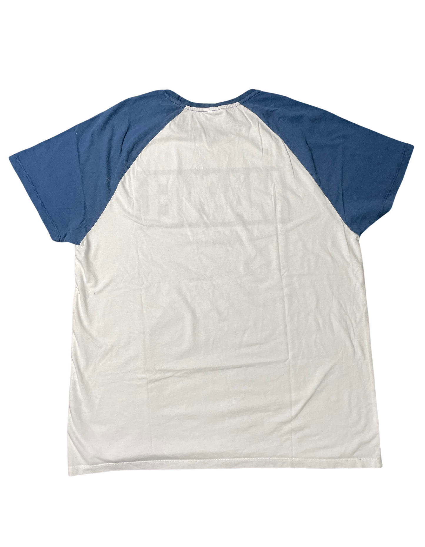 WHITE AND BLUE MARVEL T-SHIRT XL