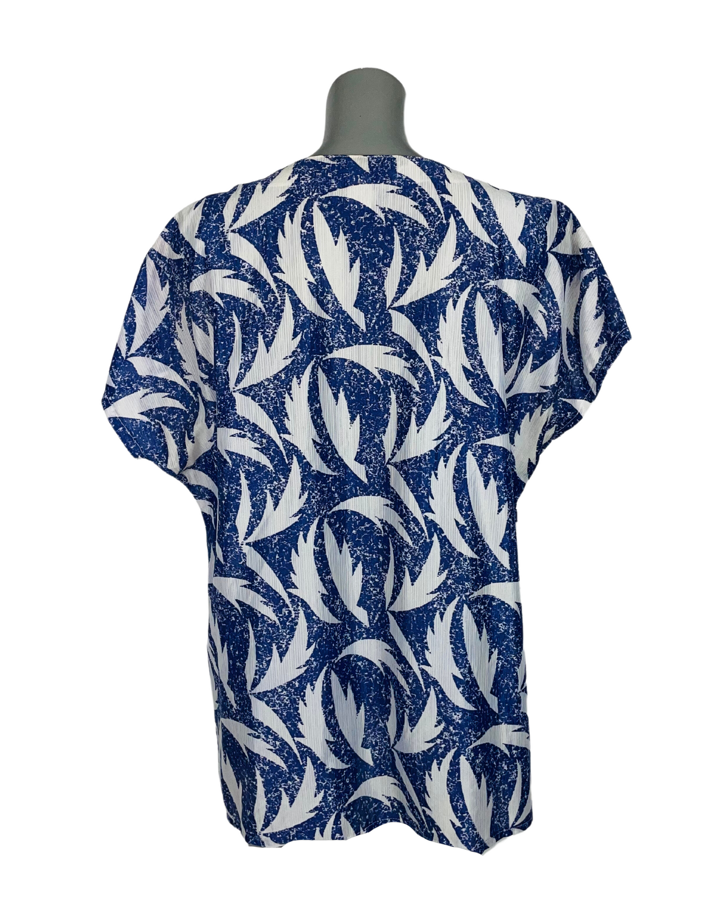 BLUE AND WHITE BLOUSE XL