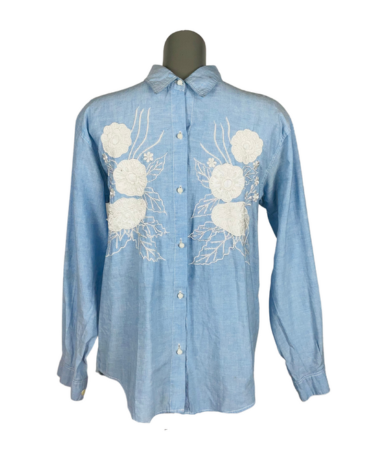 BLUE AND WHITE LONG SLEEVE LADY D SHIRT SMALL