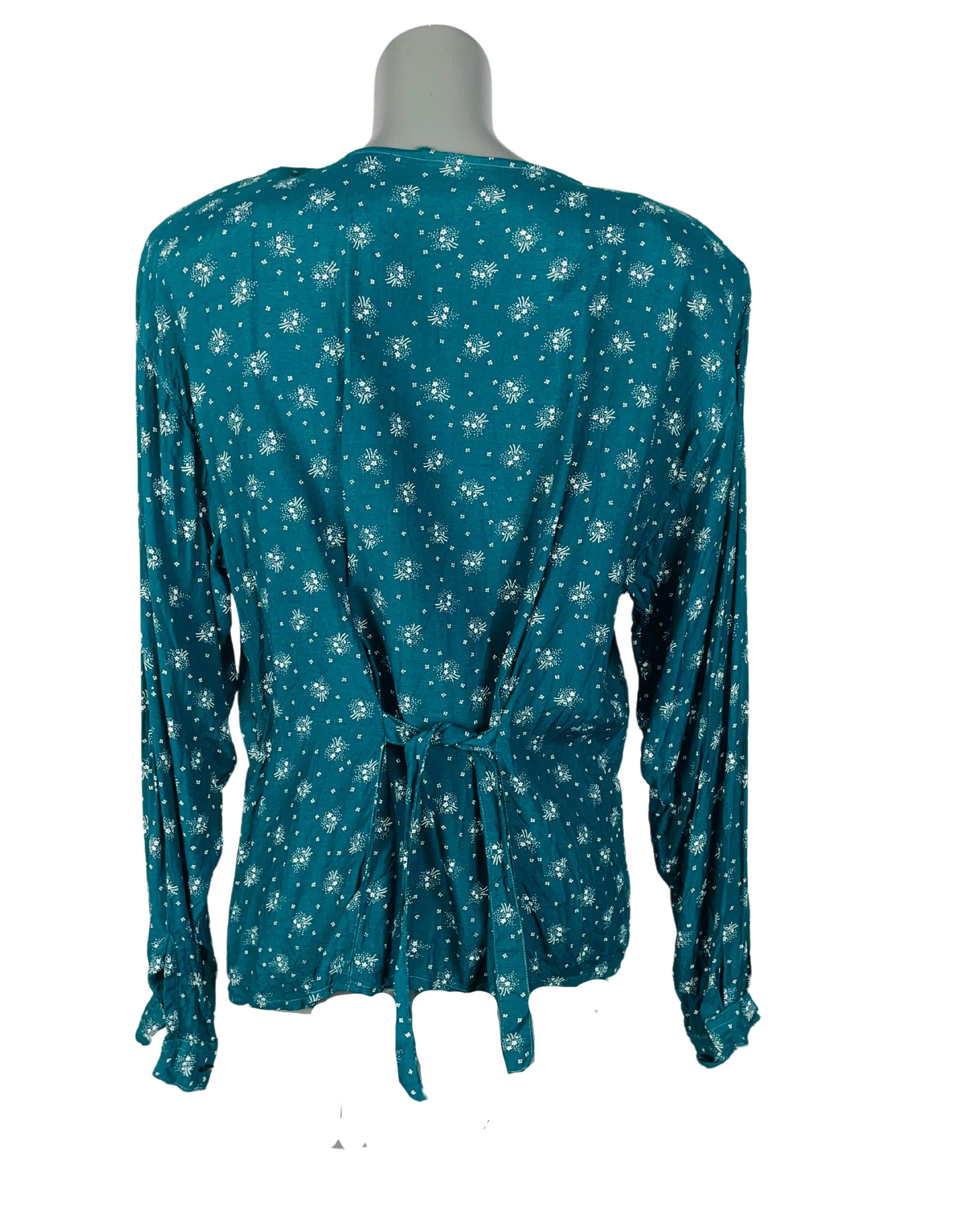 GREEN AND WHITE BLOUSE LARGE