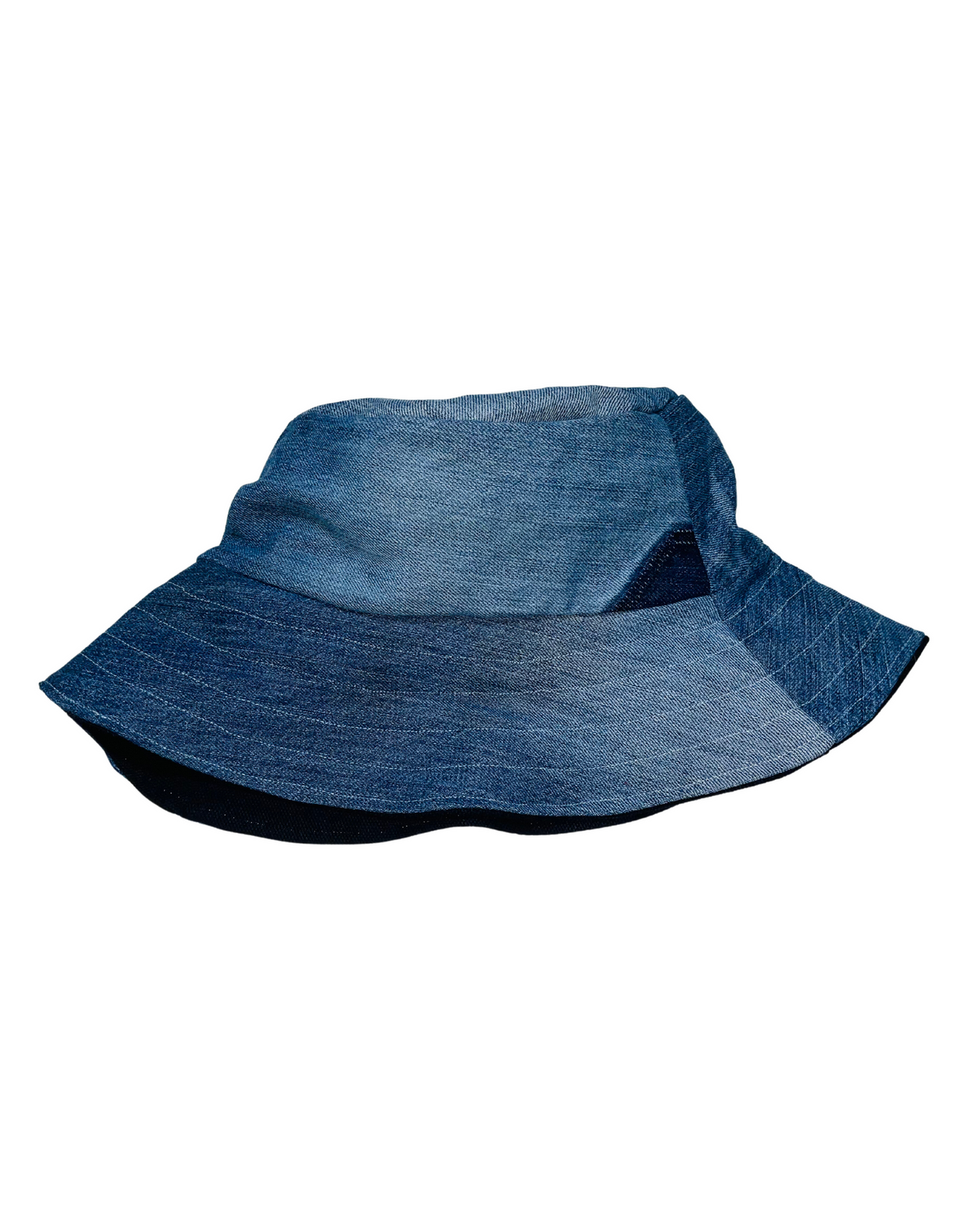 BLUE BUCKET HAT