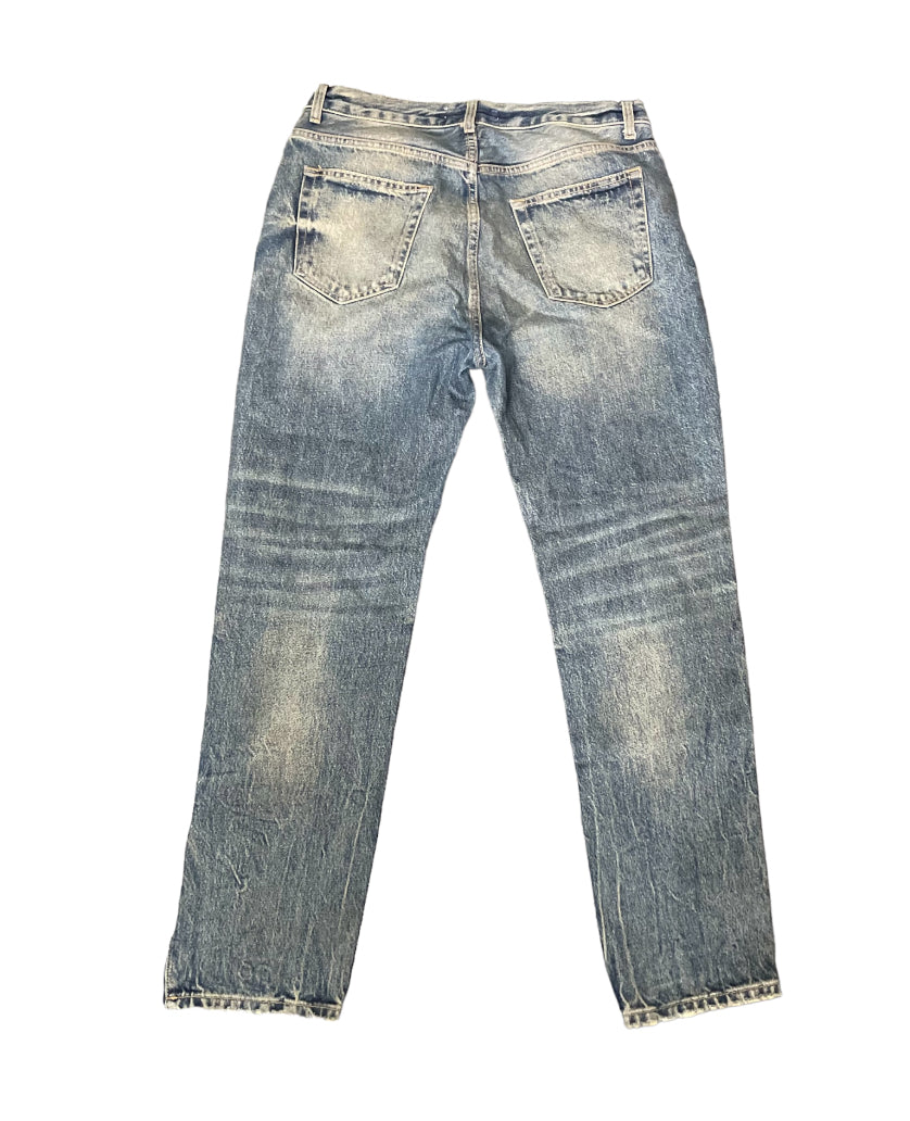 RIPPED JEANS - “33