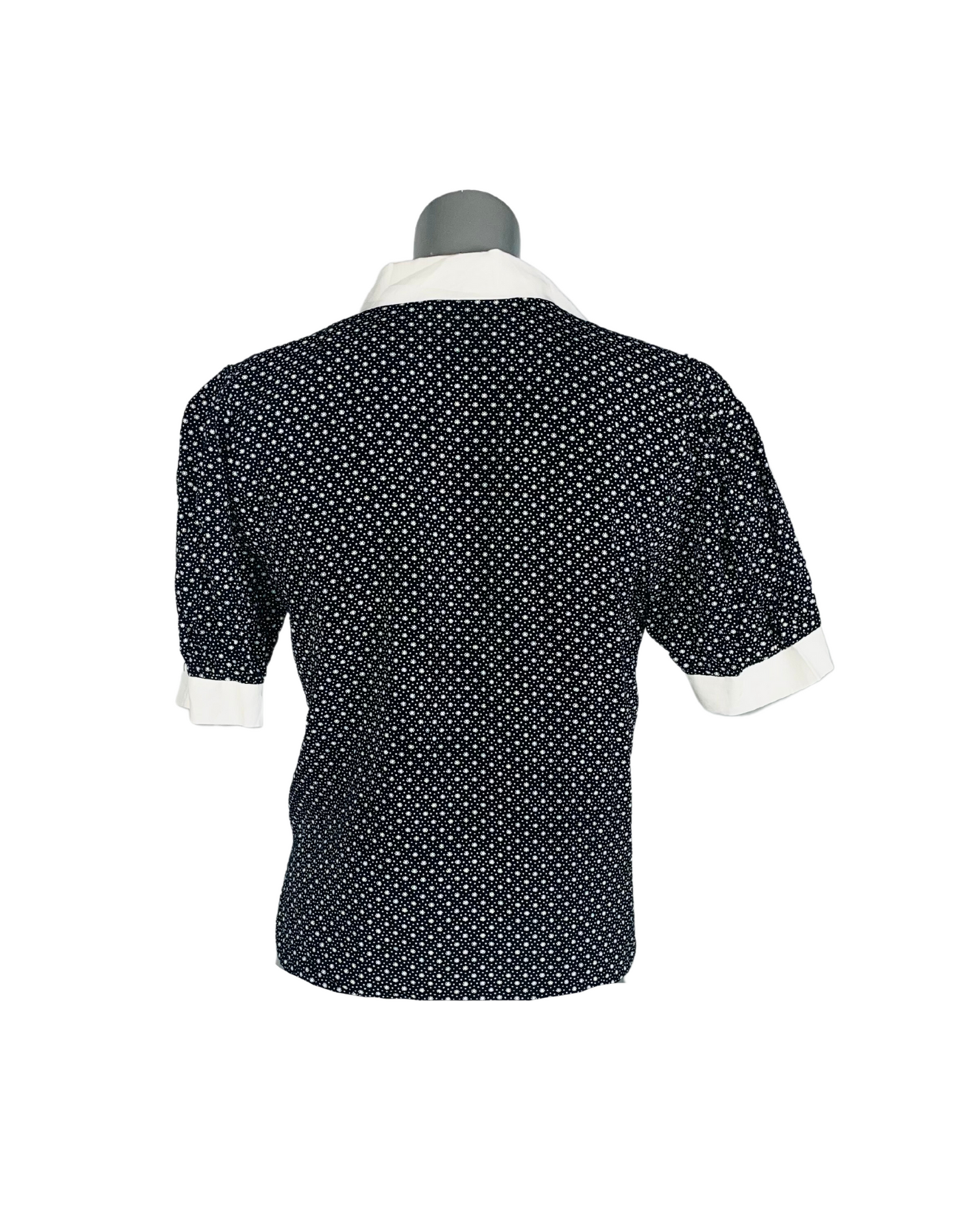 BLACK AND WHITE BLOUSE LARGE