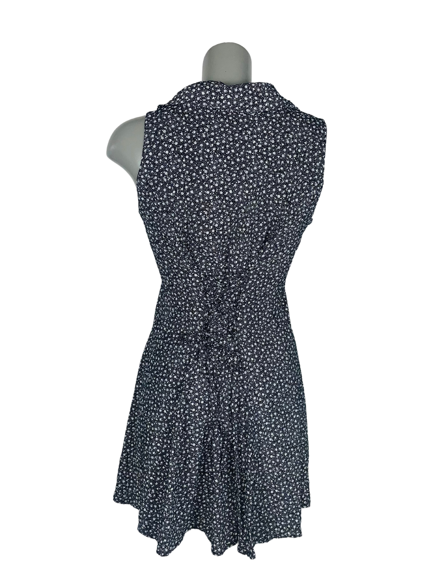 BLACK AND WHITE SHIRT STYLE DRESS SMALL