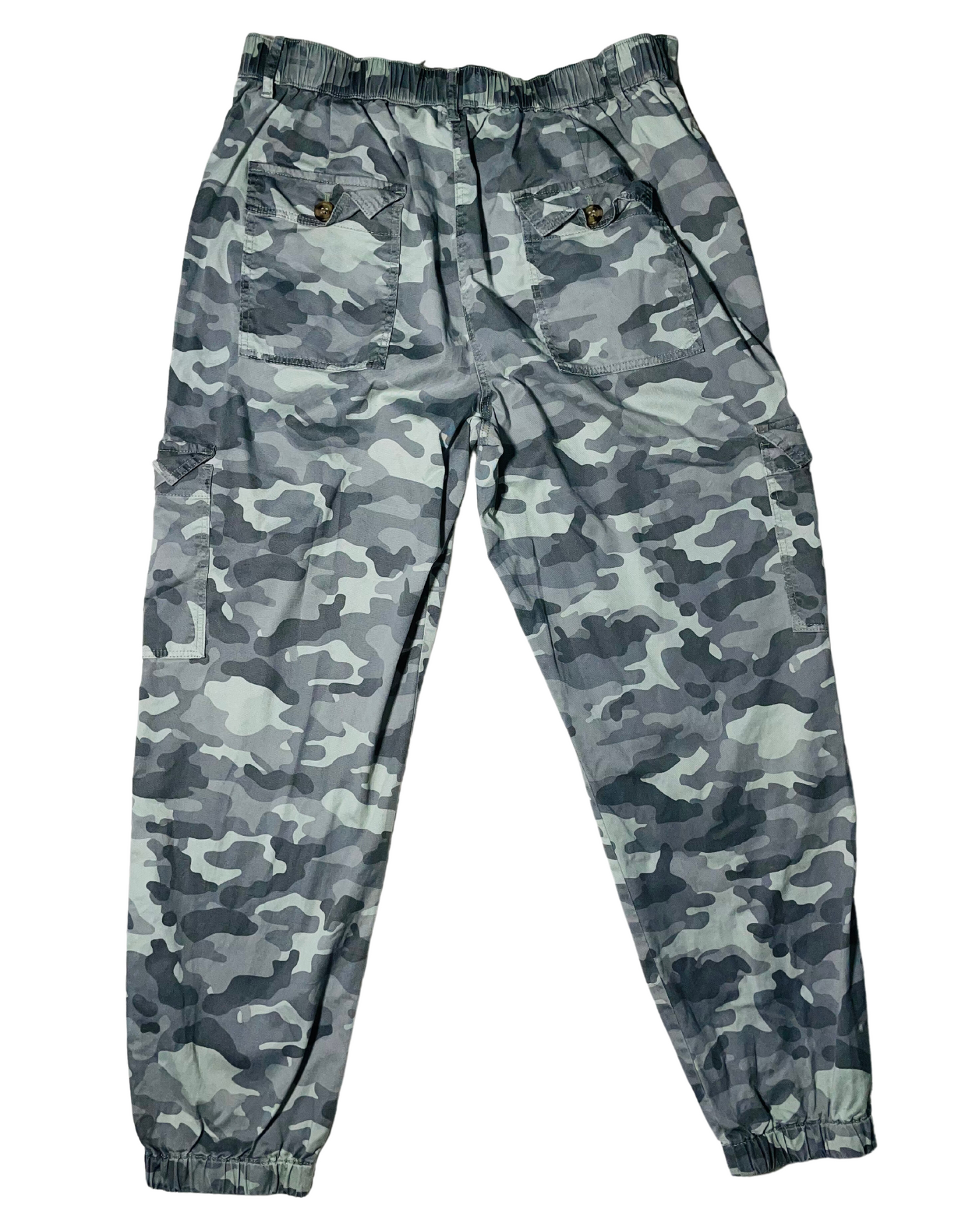 GREEN CAMO CARGOS SIZE 12