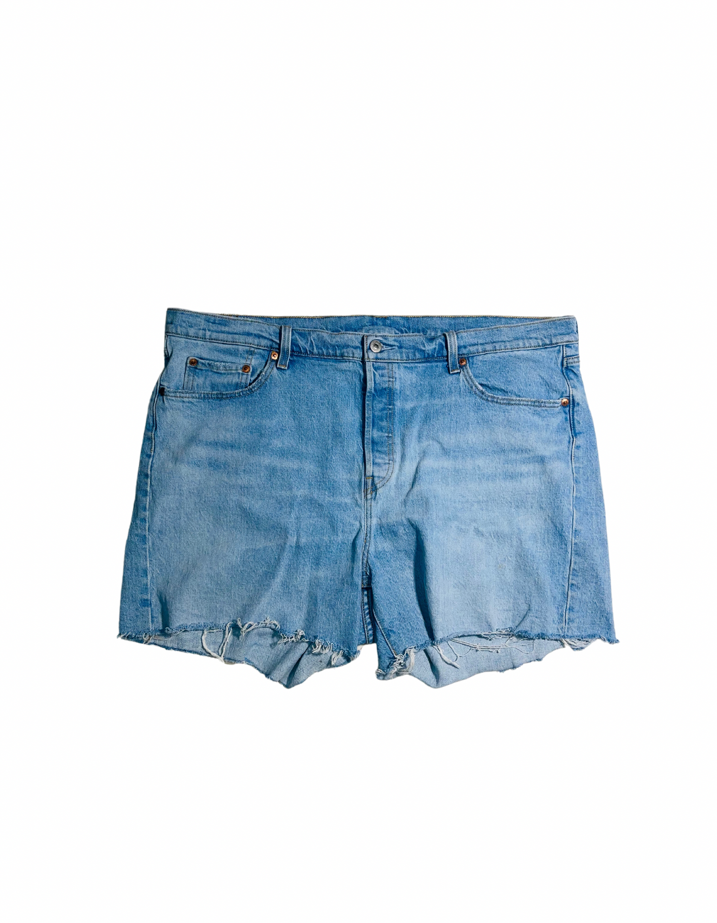 LEVIS DISTRESSED SHORTS W42