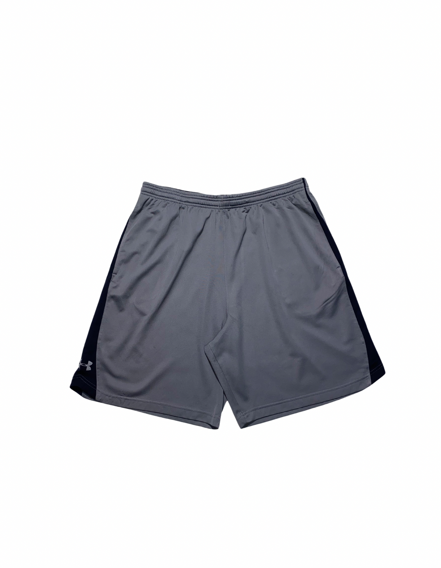 UNDER ARMOUR GREY AND BLACK SHORTS SIZE XL