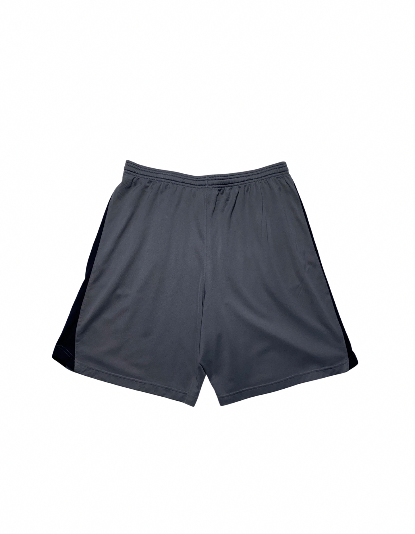 UNDER ARMOUR GREY AND BLACK SHORTS SIZE XL