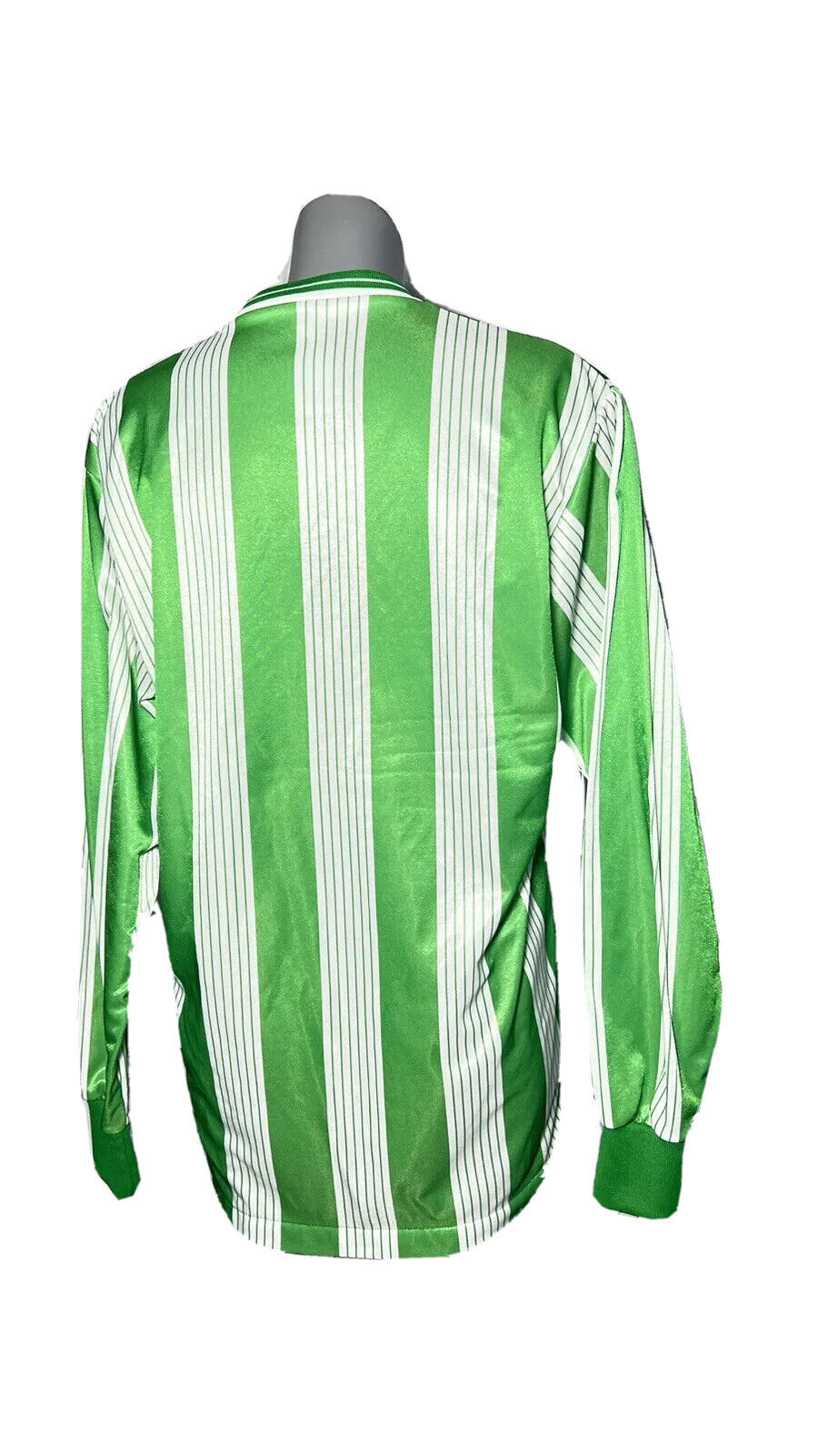 PROSTAR GREEN LONG SLEEVED STRIPED SPORTS TOP SIZE M