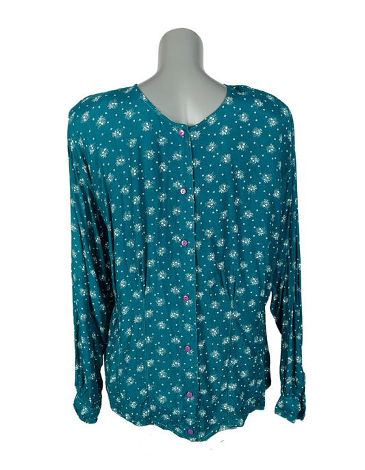 GREEN AND WHITE BLOUSE LARGE