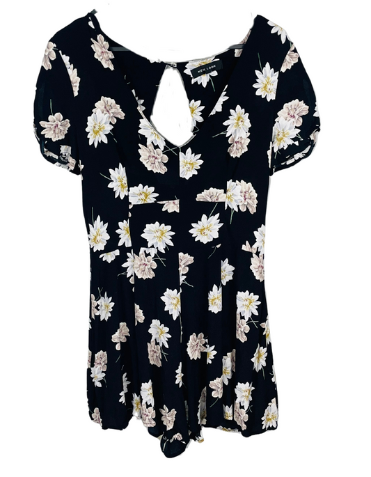 NEW LOOK PLAYSUIT SIZE 10