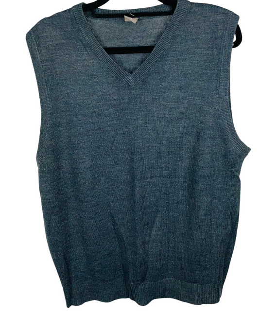 GREY SWEATER VEST MEDIUM