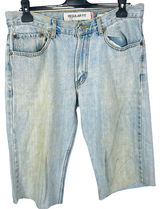 LIGHT BLUE LEVI JORTS (W38)
