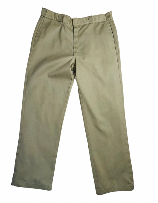 DICKIES BEIGE TROUSERS (W-38)(L-32)