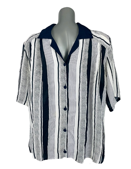 WHITE AND BLUE BLOUSE 3XL