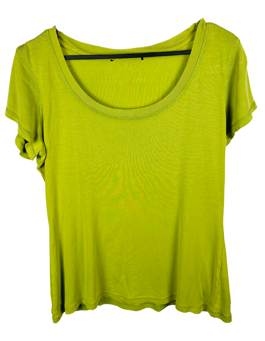 GREEN T-SHIRT SIZE 12