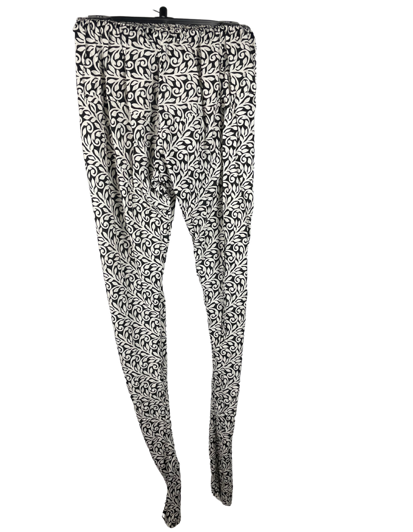 BLACK AND WHITE TROUSERS SMALL