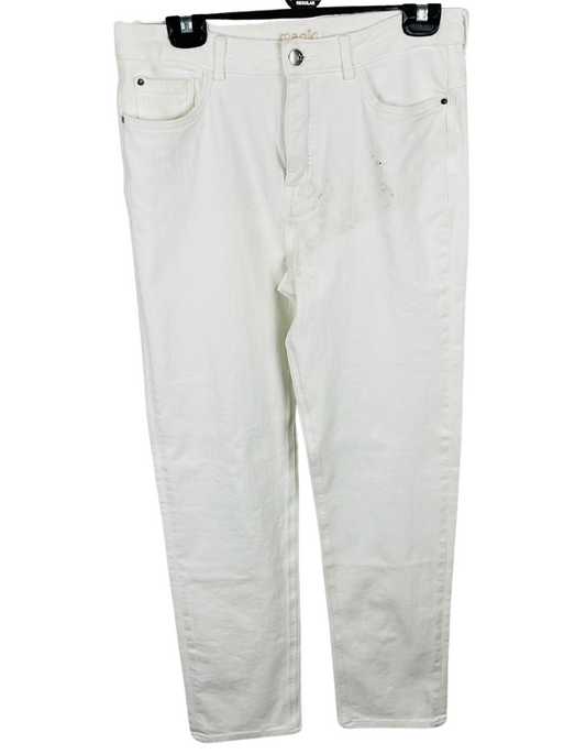WHITE DENIM JEANS (W34” L32”)