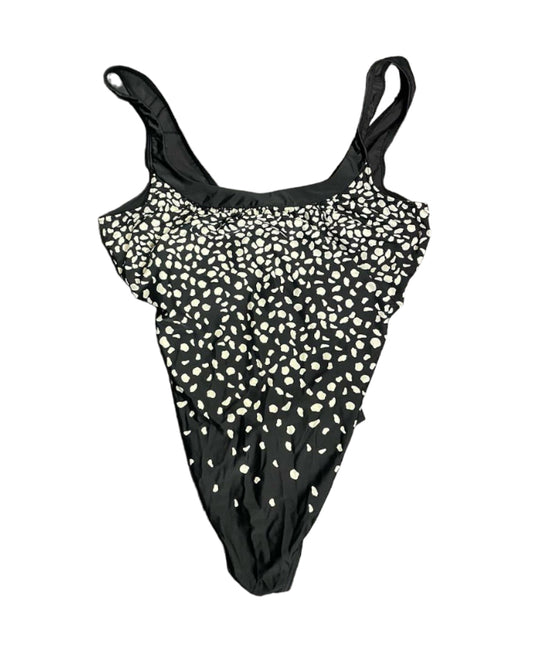 UNDER WIRE SWIMSUIT - 34D