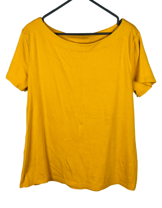 YELLOW T-SHIRT SIZE 18