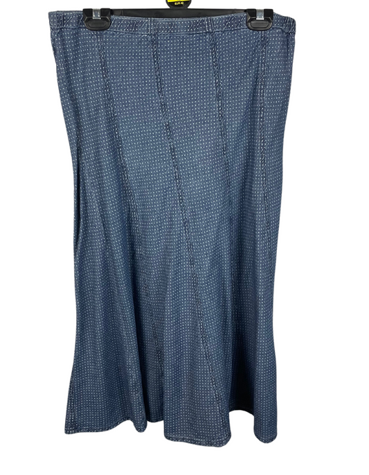 BLUE AND WHITE POLKA DOT SKIRT SIZE 14